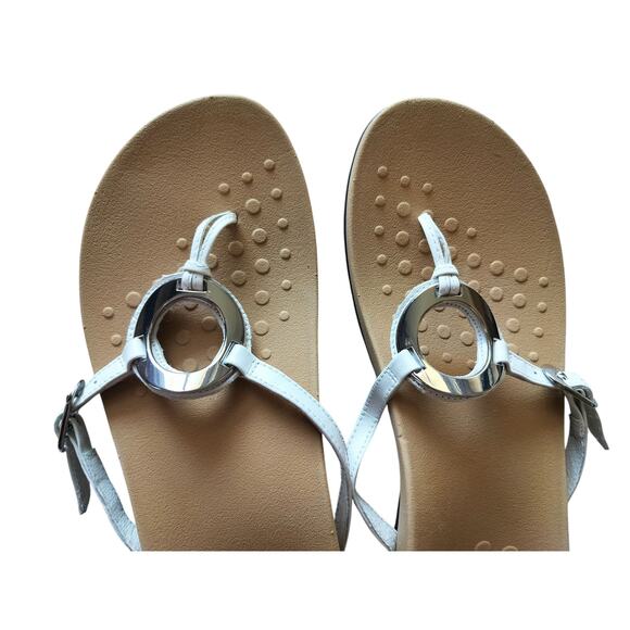 Vionic Women's White Karina Flip Flop Thong Sandals Ring Ankle Buckle Size 11 - Picture 4 of 9